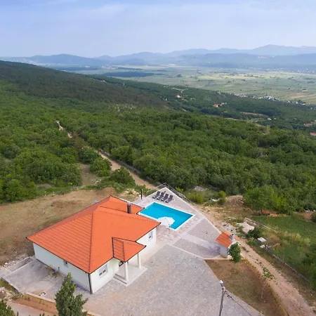 Holiday Home Toni, Makarska- Vinjani Villa