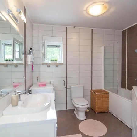 Holiday Home Toni, Makarska- Vinjani